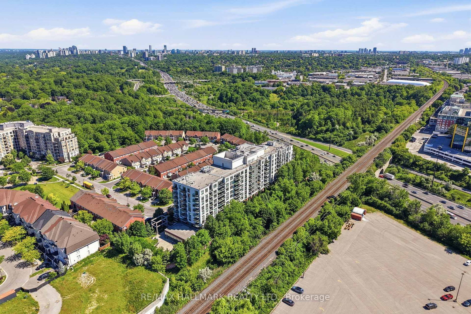 120 Dallimore Circle • #417 • Toronto, ON photo 41