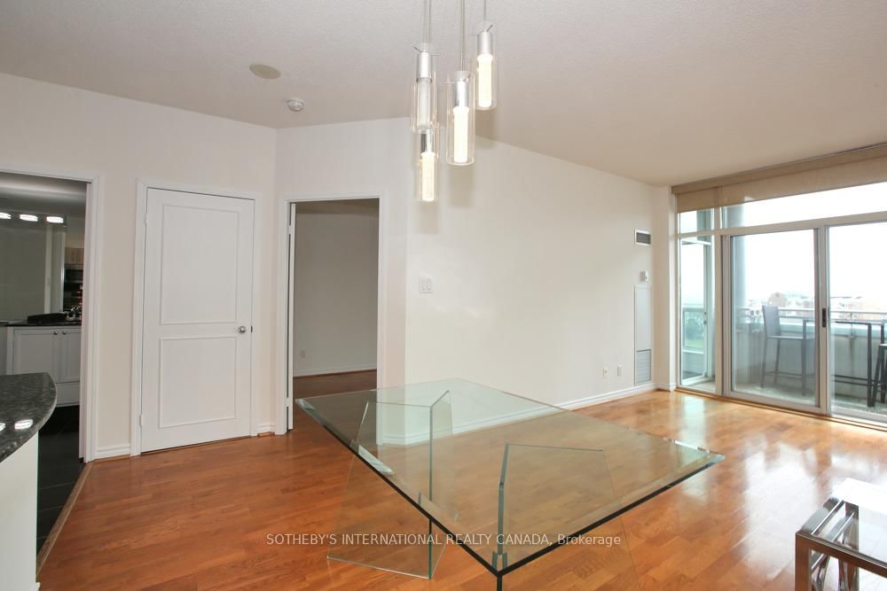 600 W Queens Quay • #SPH22 • Toronto, ON photo 14