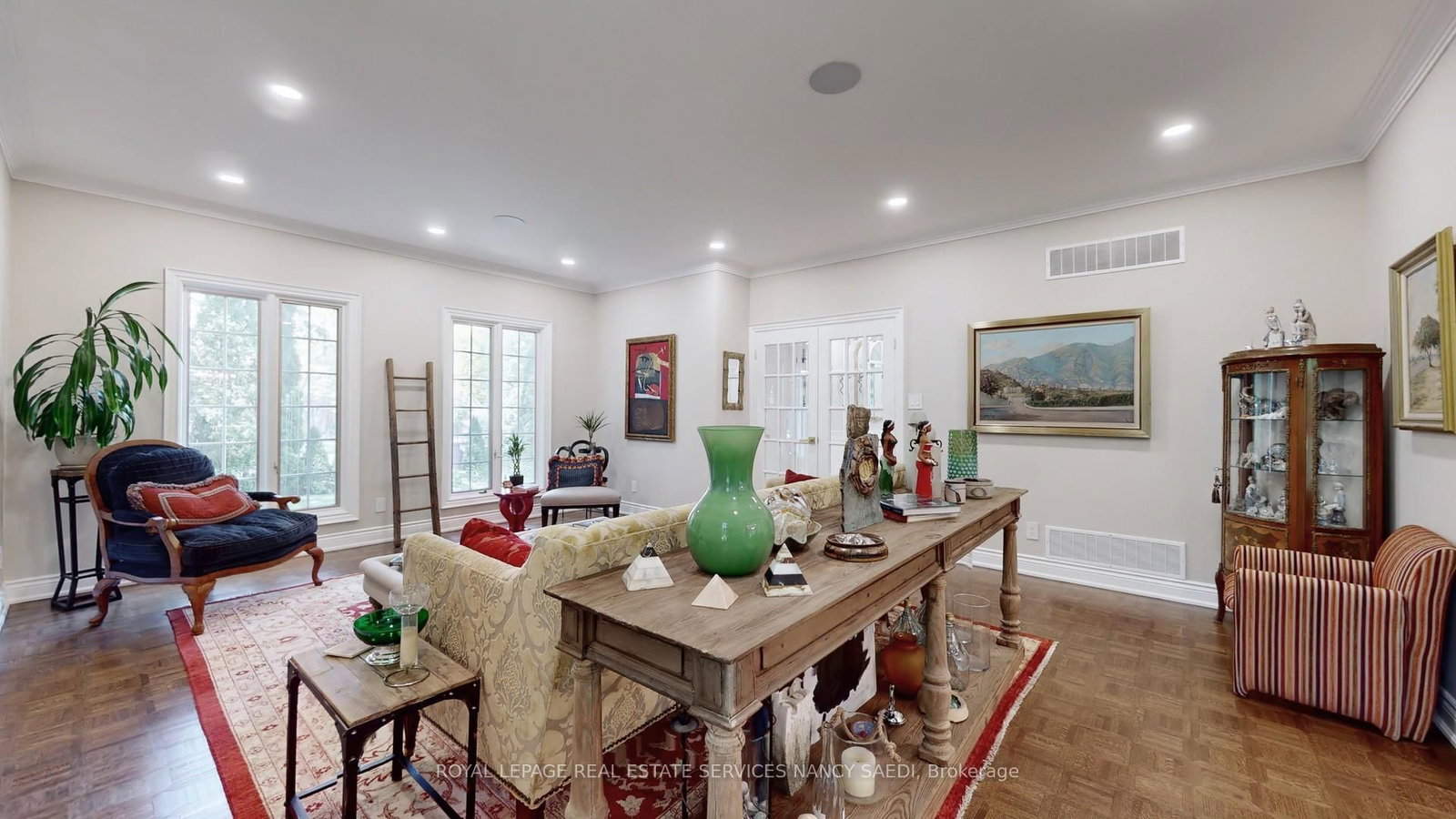 21 Forest Heights Boulevard • Toronto, ON photo 18