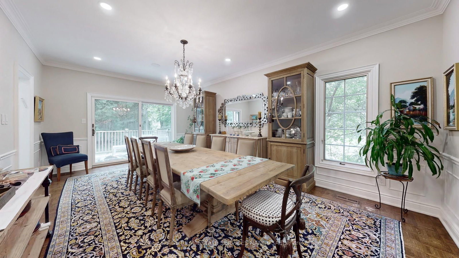 21 Forest Heights Boulevard • Toronto, ON photo 19