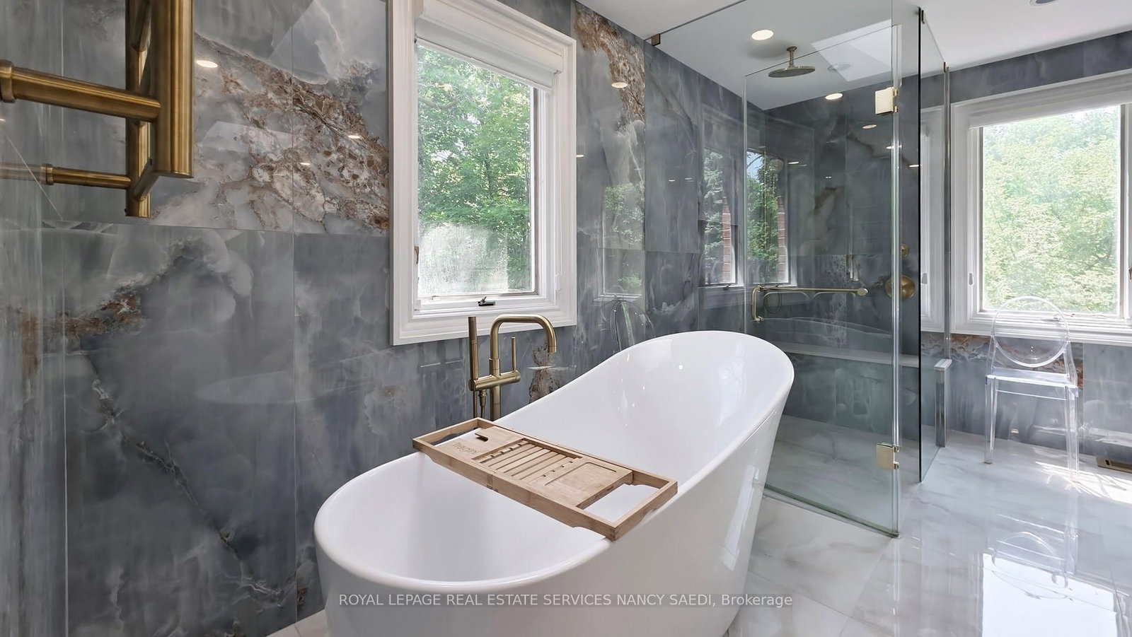 21 Forest Heights Boulevard • Toronto, ON photo 34