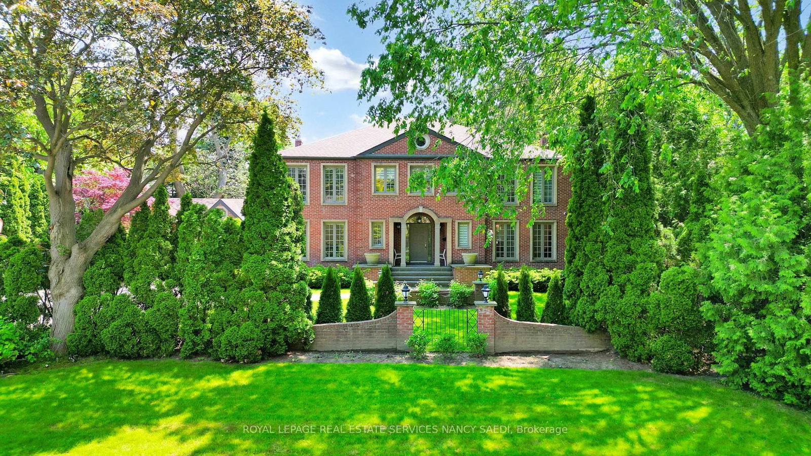 21 Forest Heights Boulevard • Toronto, ON photo 47