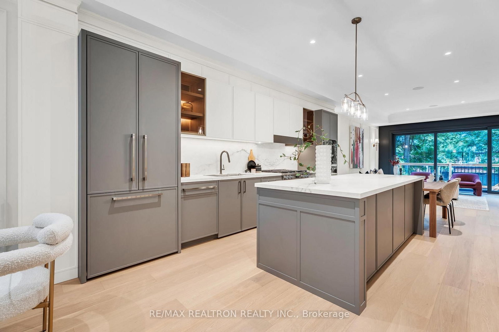 105 Rumsey Road • Toronto, ON photo 6