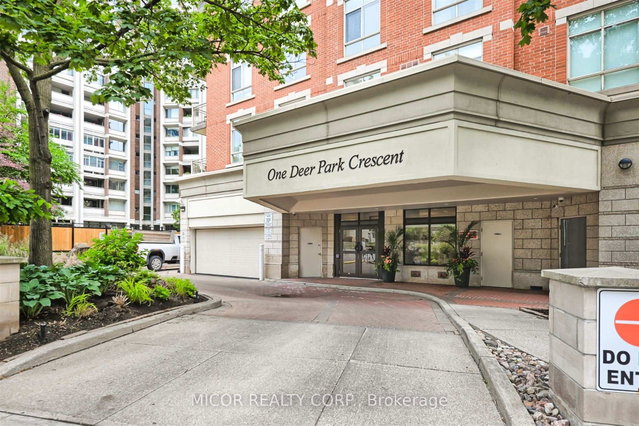 704 - 1 Deer Park Crescent