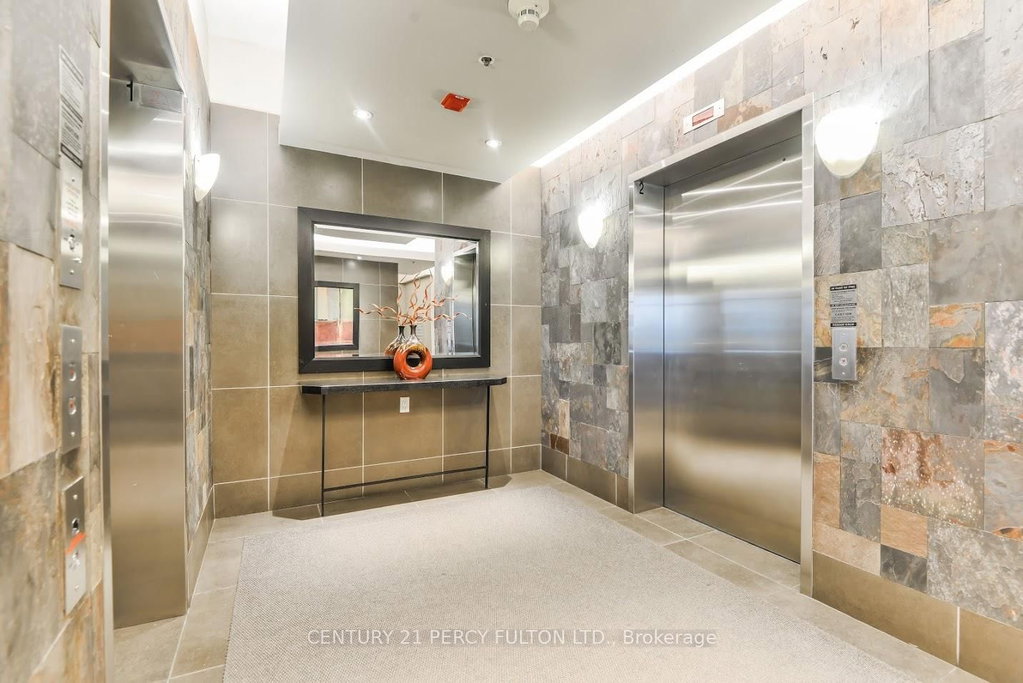 212 - 1030 SHEPPARD Avenue 3