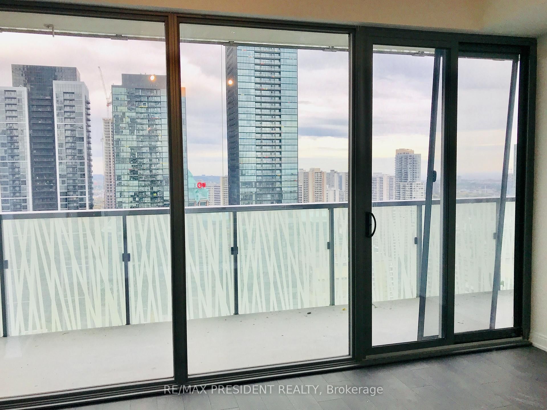 50 Charles Street E, Unit 2615