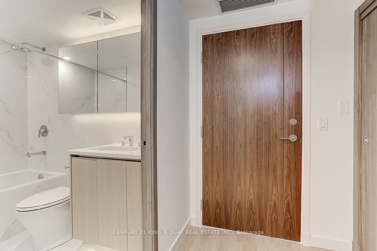 25 Mcmahon Drive, Unit 601