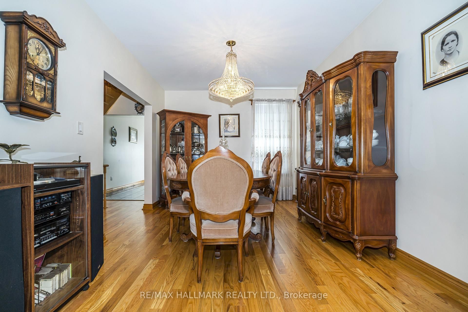 47 Montrose Avenue