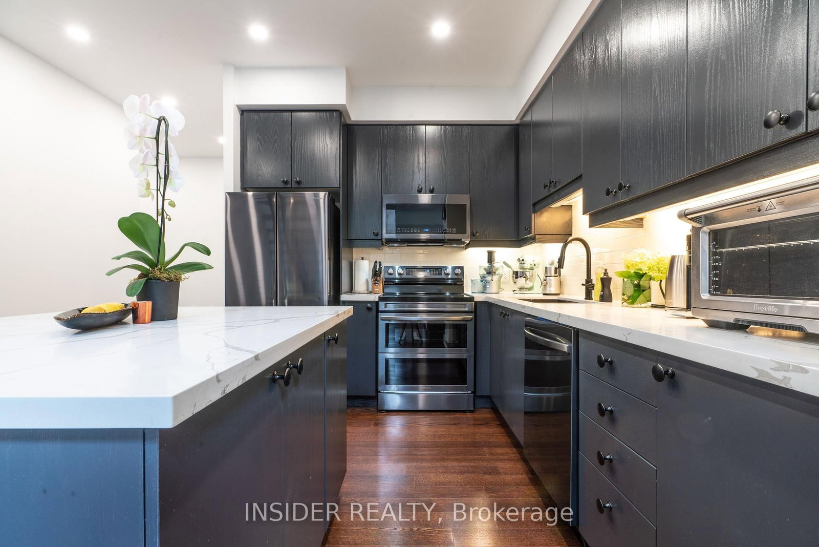 203-1 Scott Street, Toronto, ON, photo 3