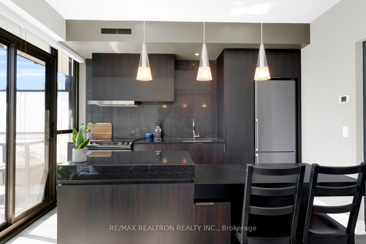 101 E Charles Street • #1311 • Toronto, ON photo 5