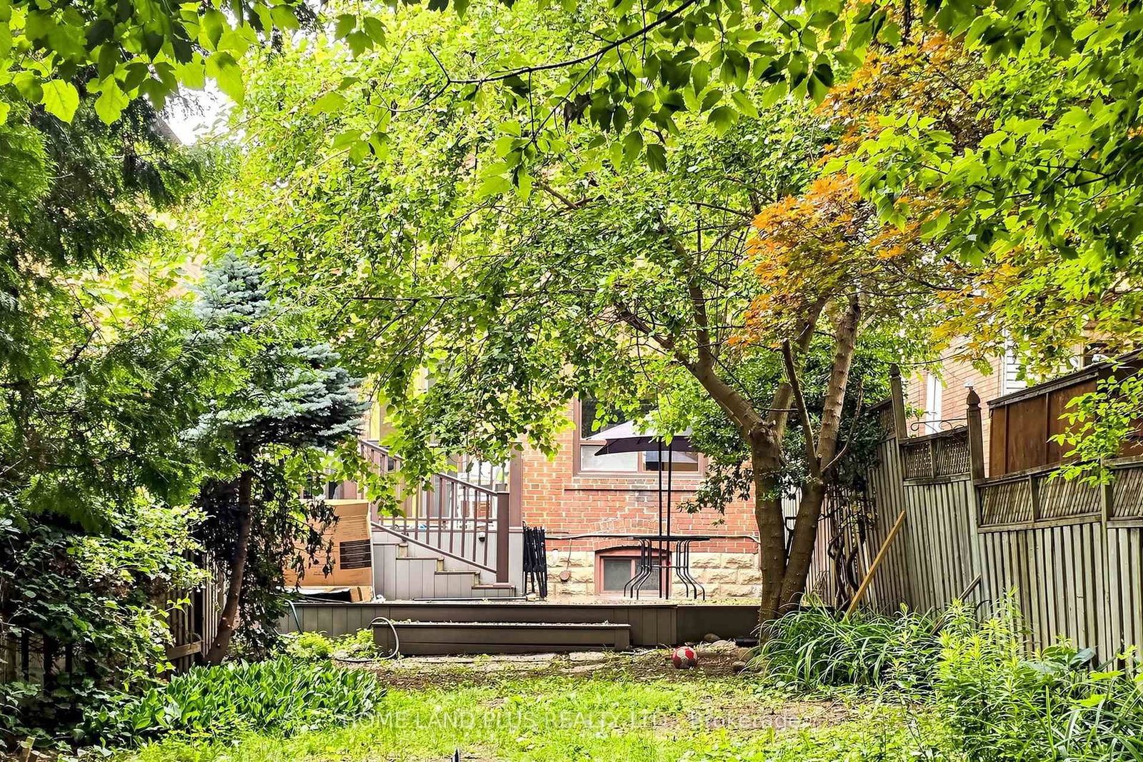 521 Hillsdale Avenue E • Toronto, ON photo 38