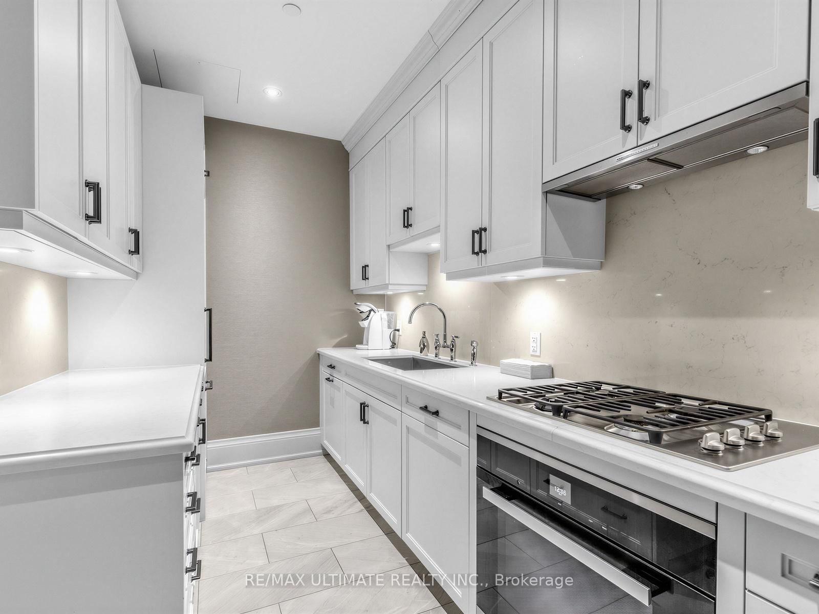 133 Hazelton Avenue • #202 • Toronto, ON photo 38