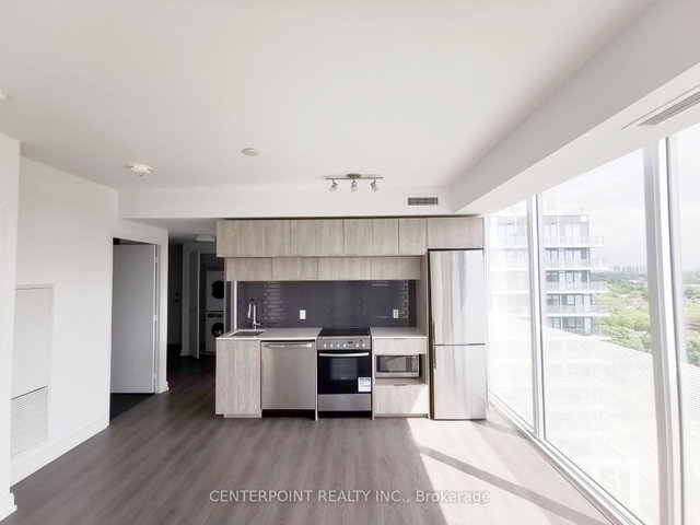1805 - 181 Dundas Street E
