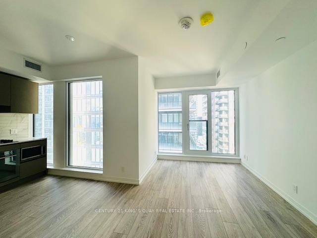 55 Mercer Street, Unit 3206