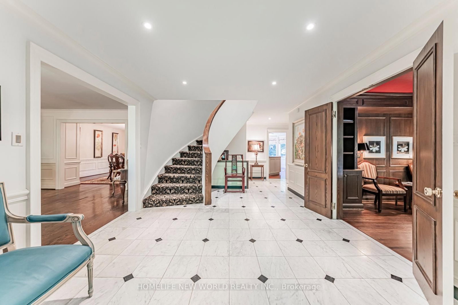 1 Campbell Crescent, Toronto, ON, photo 4