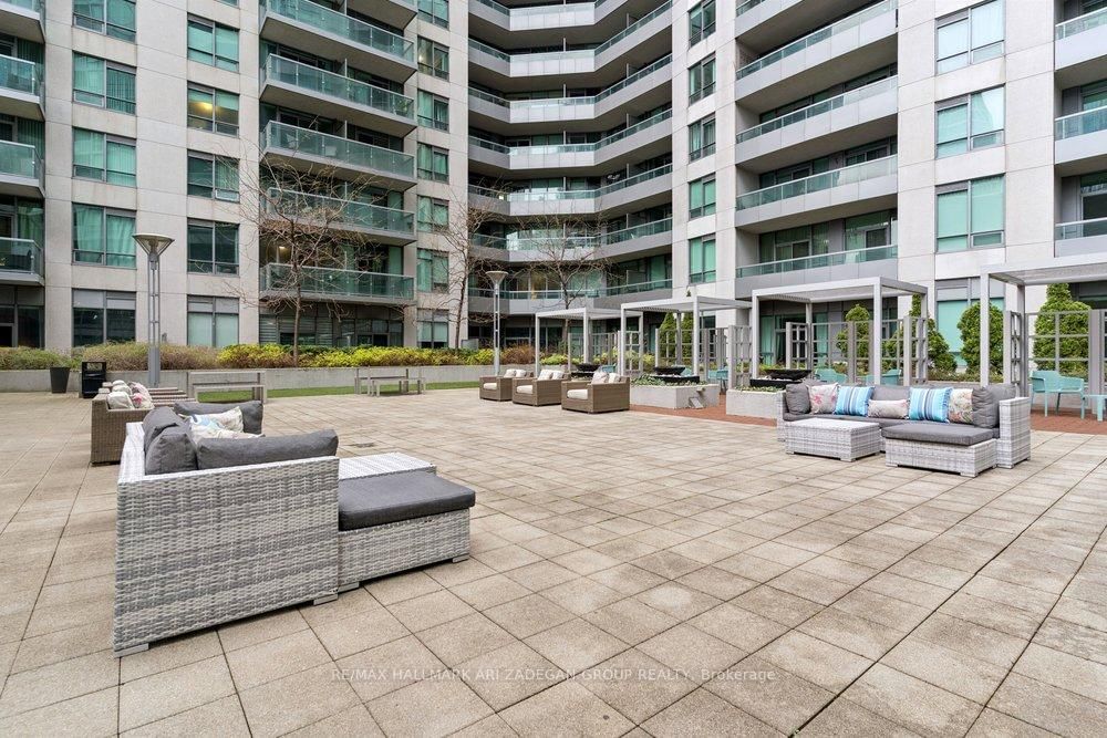 19 Grand Trunk Crescent • #3108 • Toronto, ON photo 21