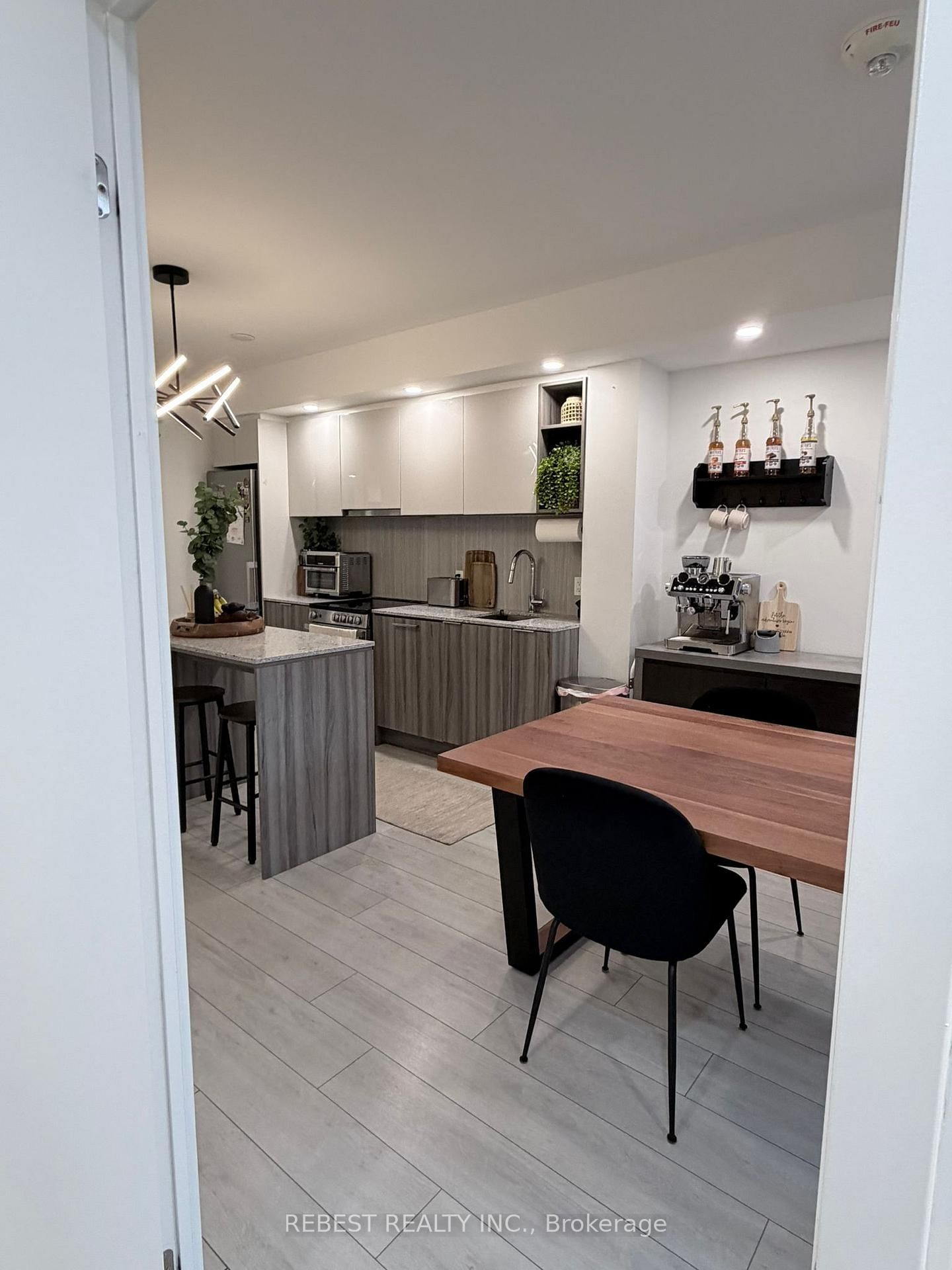 31 Tippett Road, Unit 547