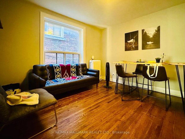 3 - 597 St Clair Avenue W