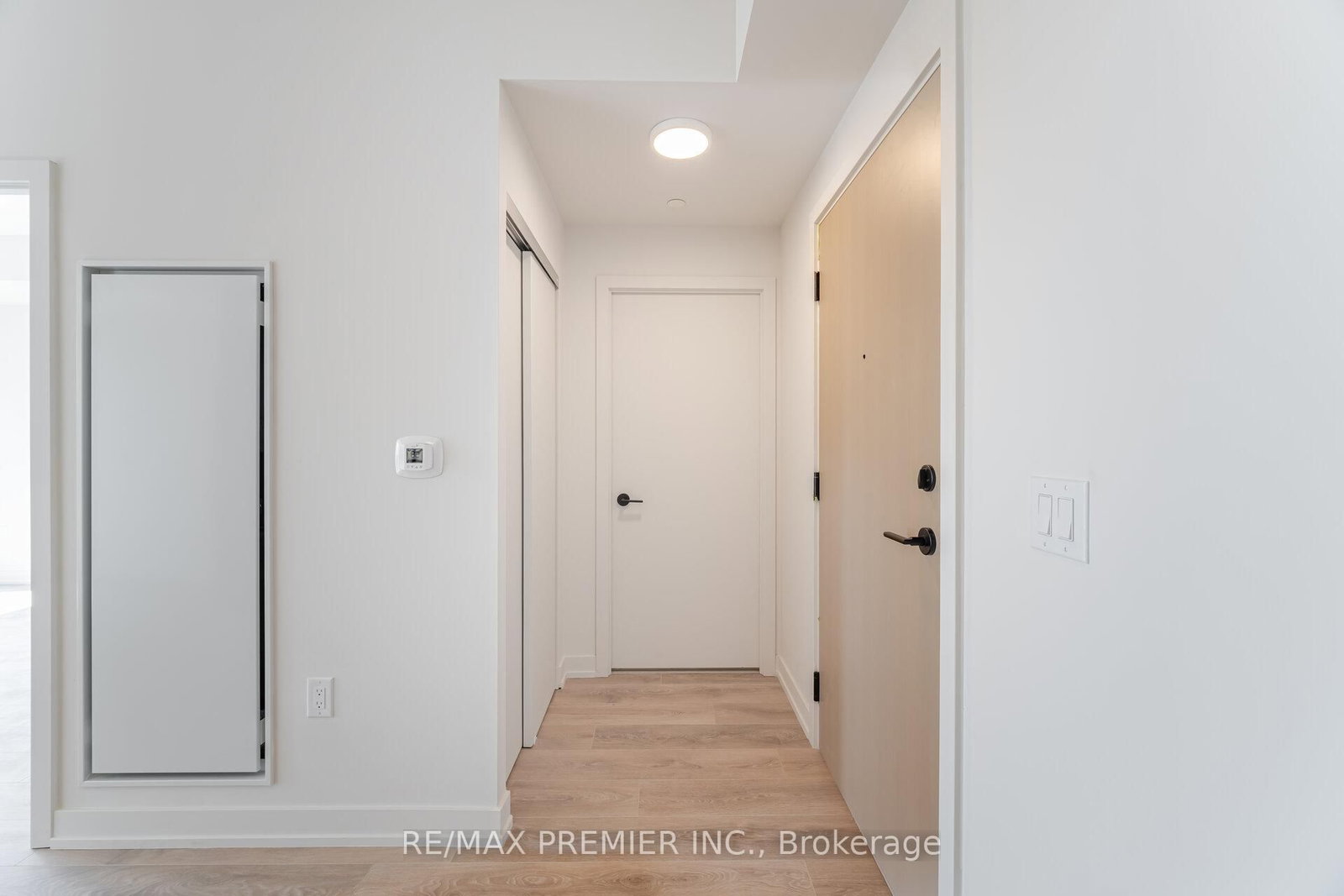 708-181 Sterling Road, Toronto, ON, photo 3