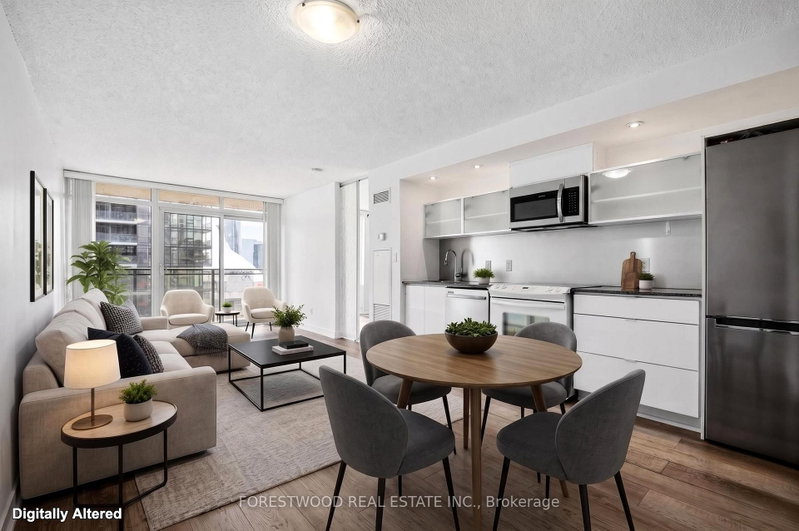 1716 - 4 Spadina Avenue