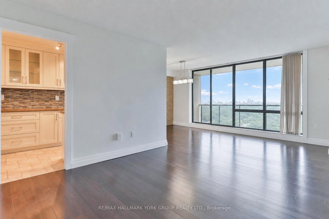 1607 - 177 Linus Road