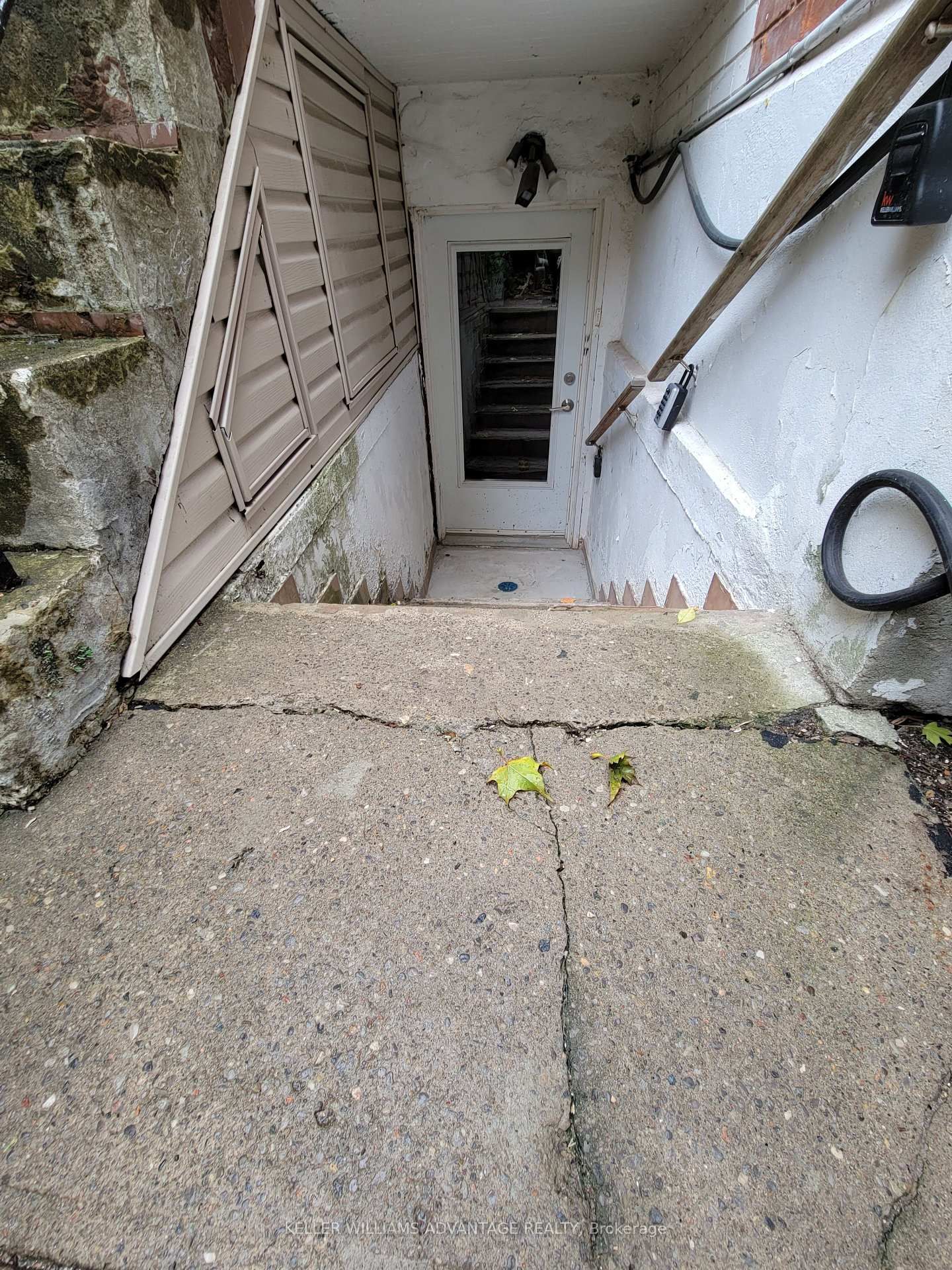 Basement-190 Lauder Avenue, Toronto, ON, photo 3
