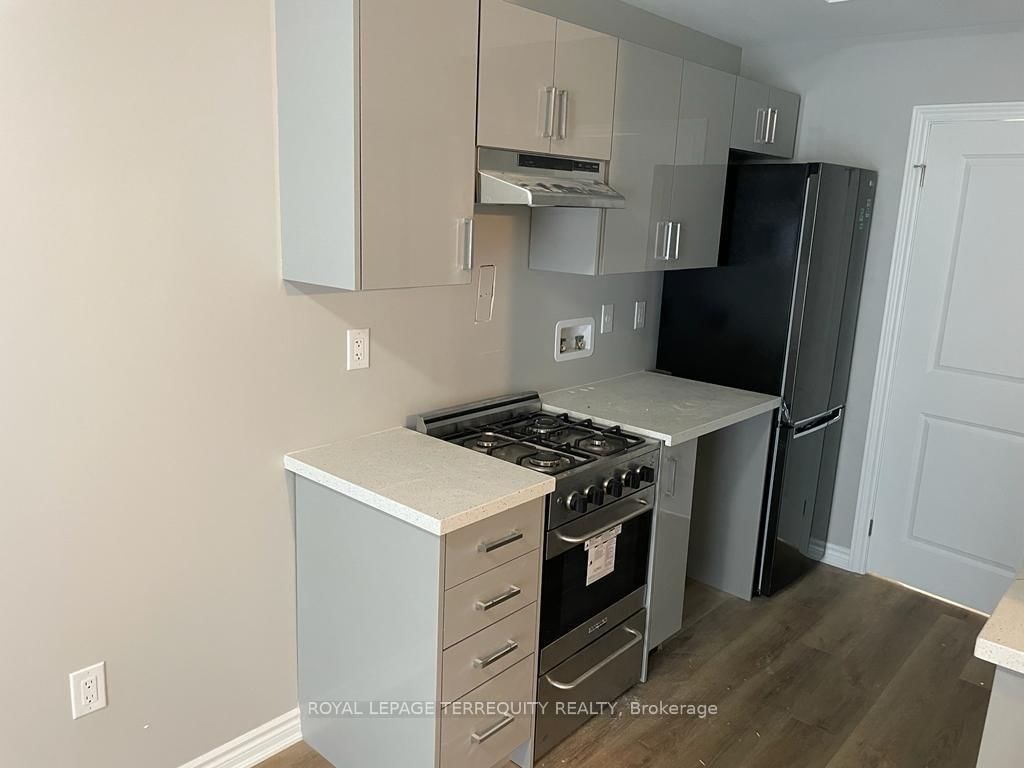 3-646 Lansdowne Avenue, Toronto, ON, photo 3