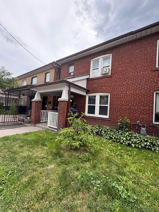 1103 1/2 Davenport Road