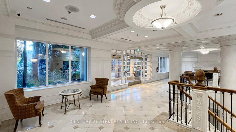 1609 - 18 Sommerset Way