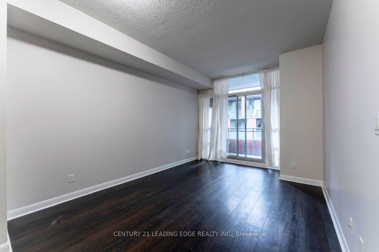 517-15 Bruyeres Mews, Toronto, ON, photo 5
