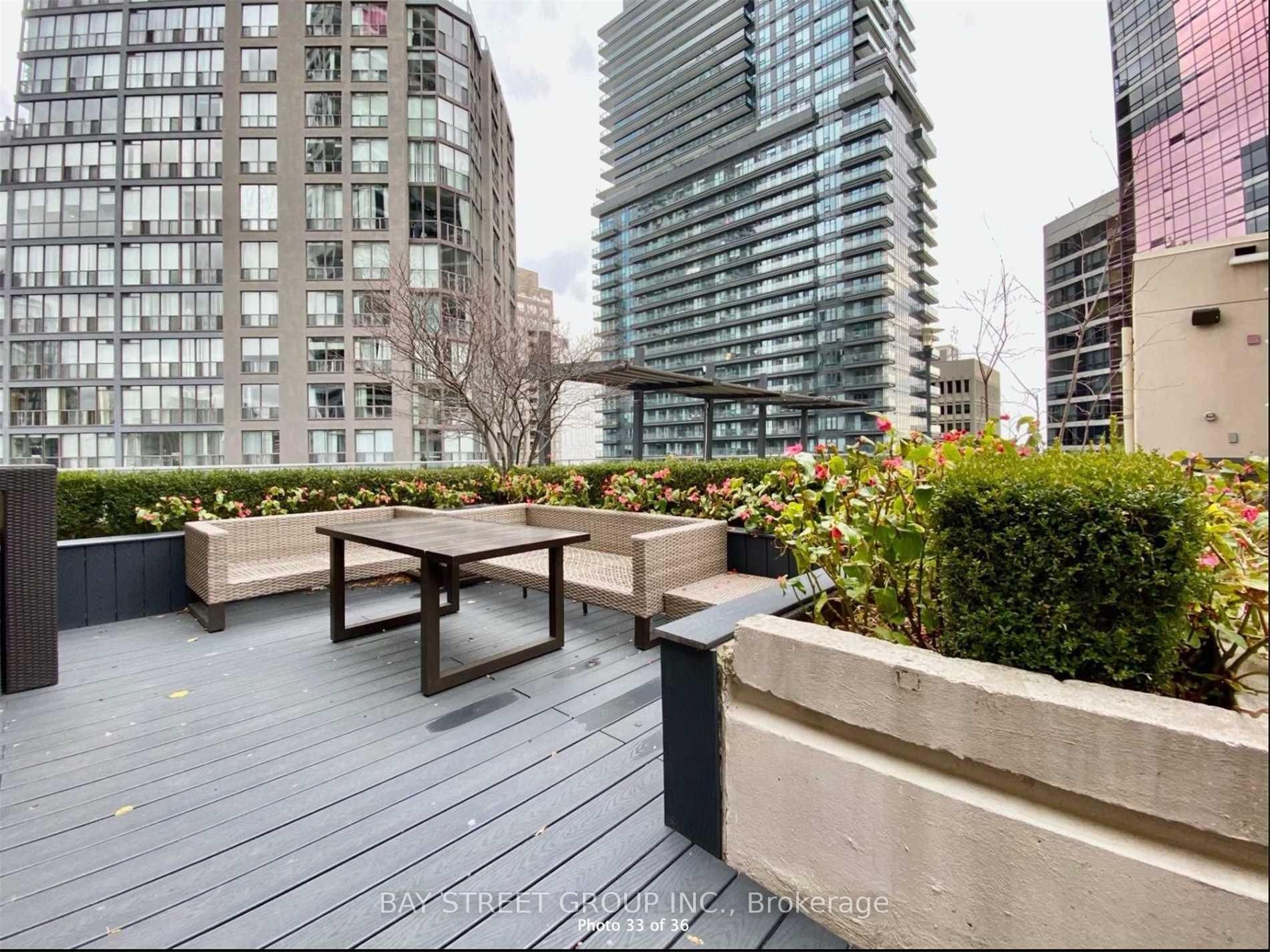 11 St Joseph Street, Unit 810