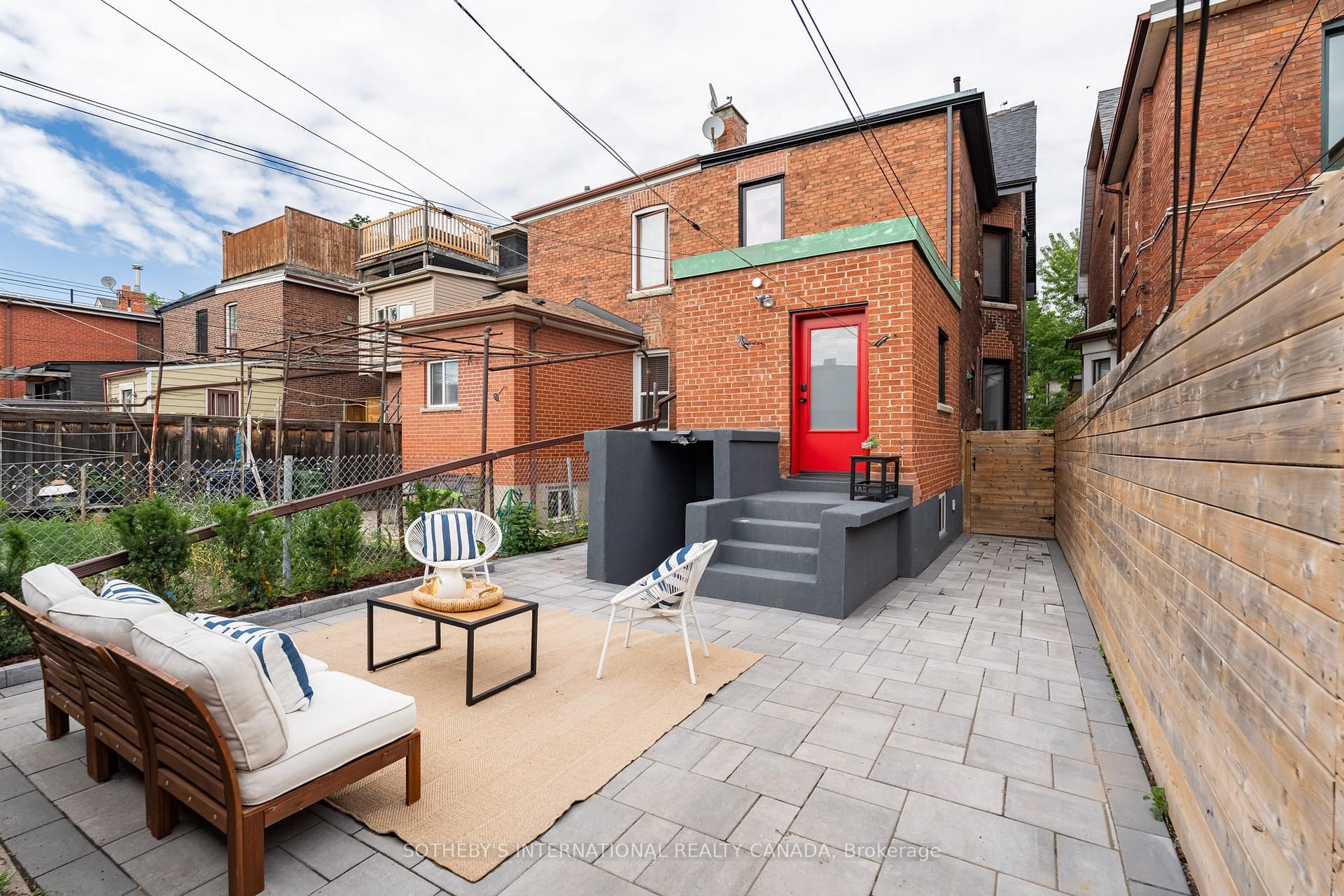 204 Grace Street