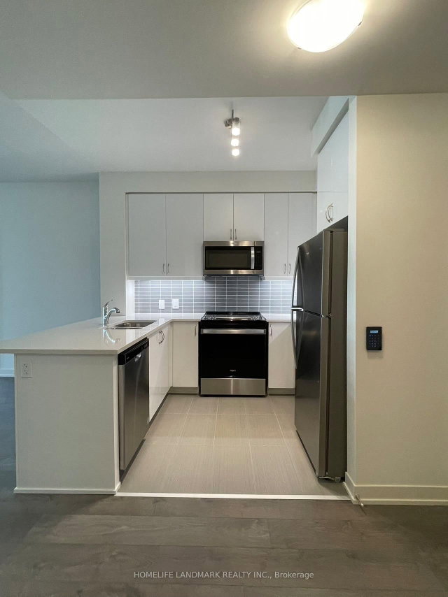 1009 - 4955 Yonge Street