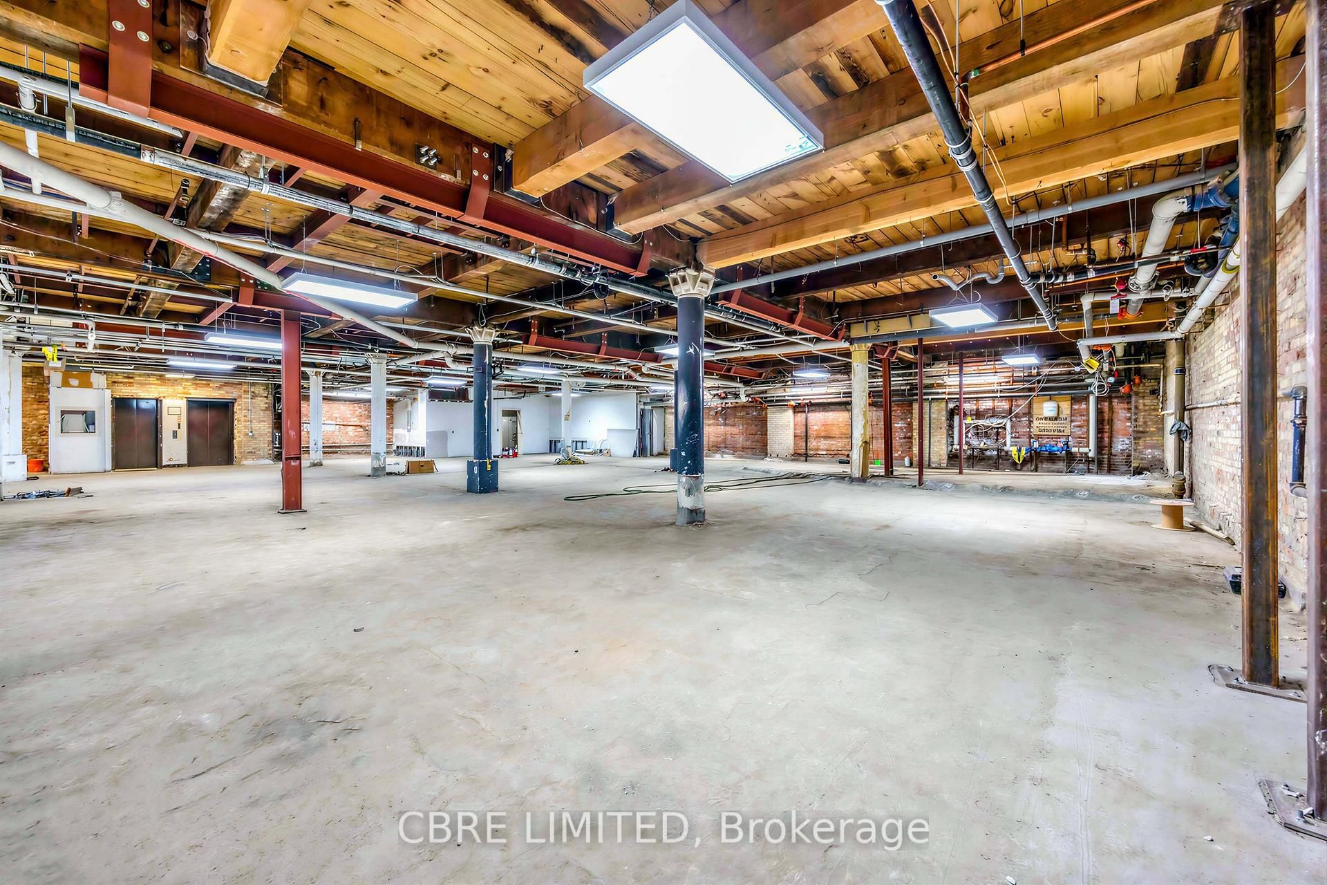 211 Yonge Street, Unit Lower Level