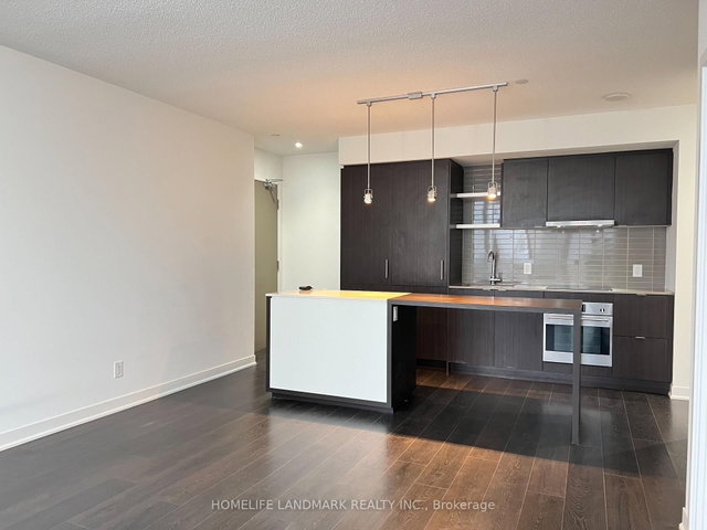 1706 - 88 Harbour Street