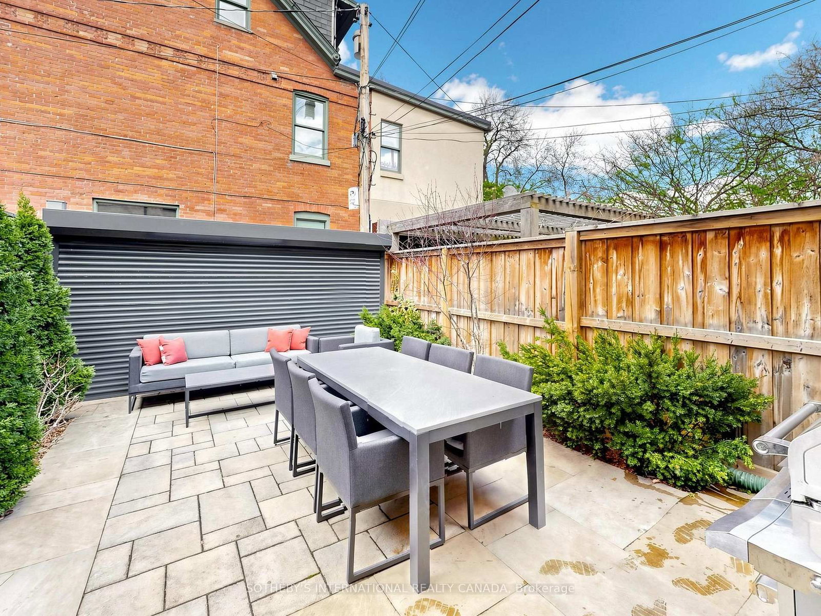 328 E Wellesley Street • Toronto, ON photo 47