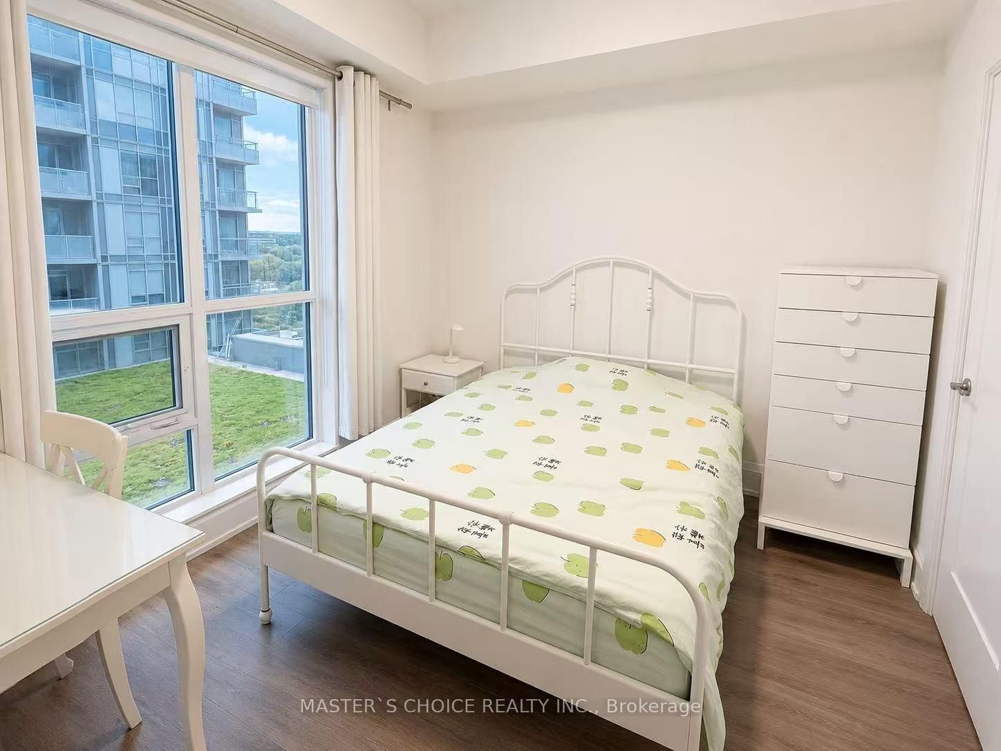 120 Harrison Garden Boulevard, Unit 1112