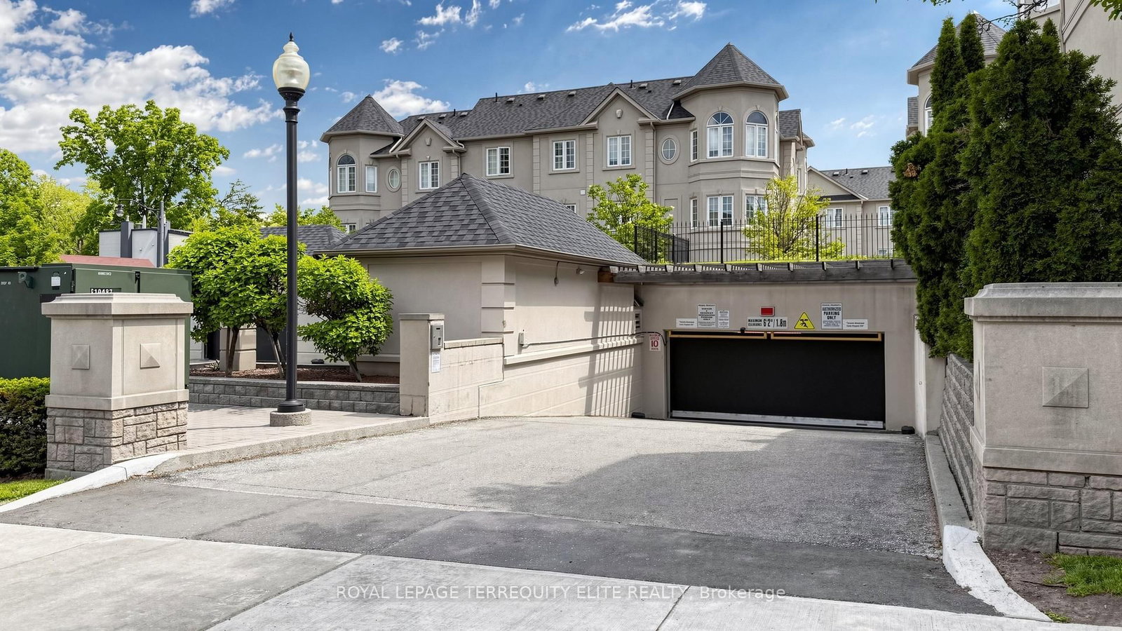 11 Everson Drive • #412 • Toronto, ON photo 42