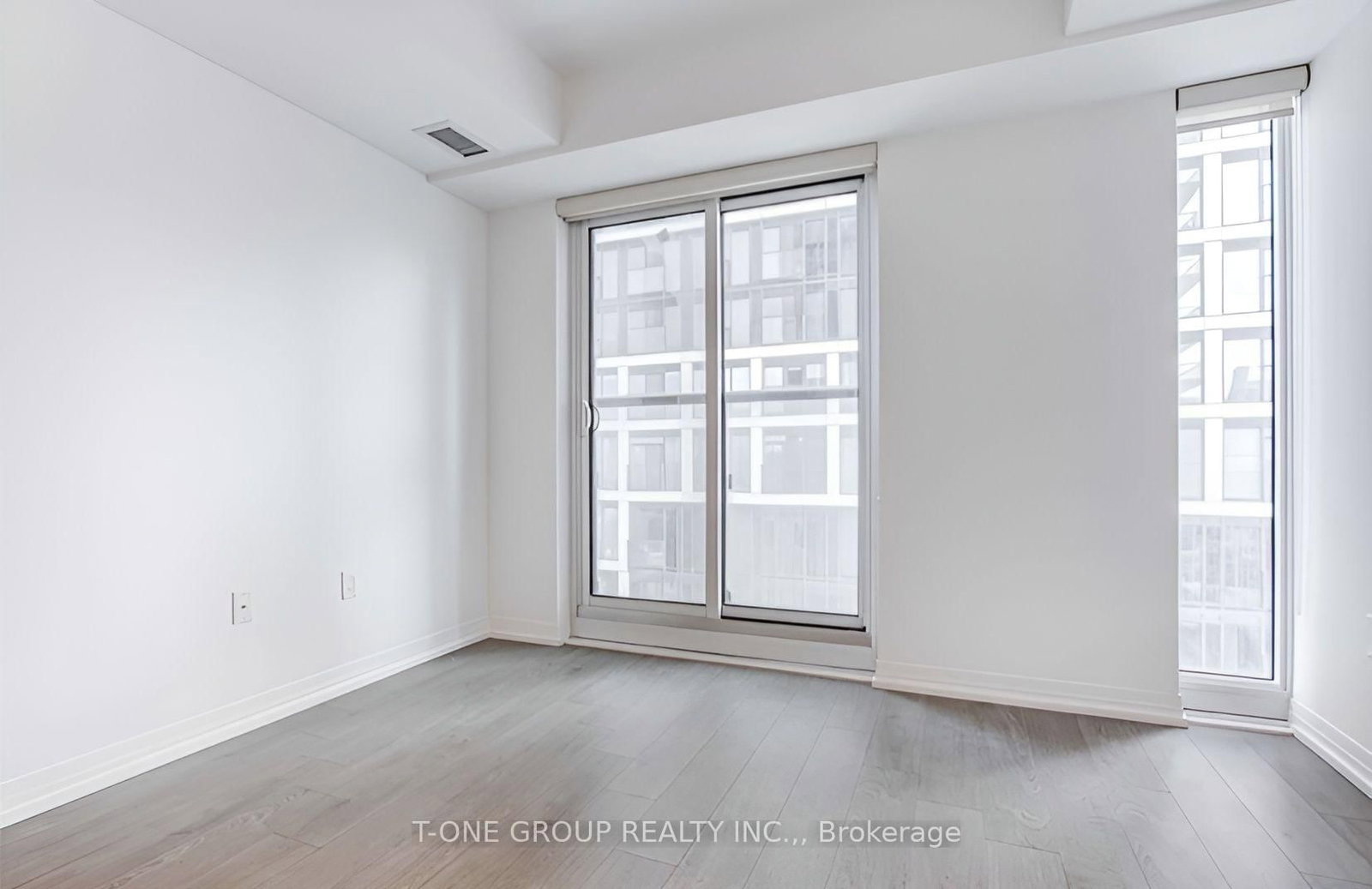 2804-251 Jarvis Street, Toronto, ON, photo 5