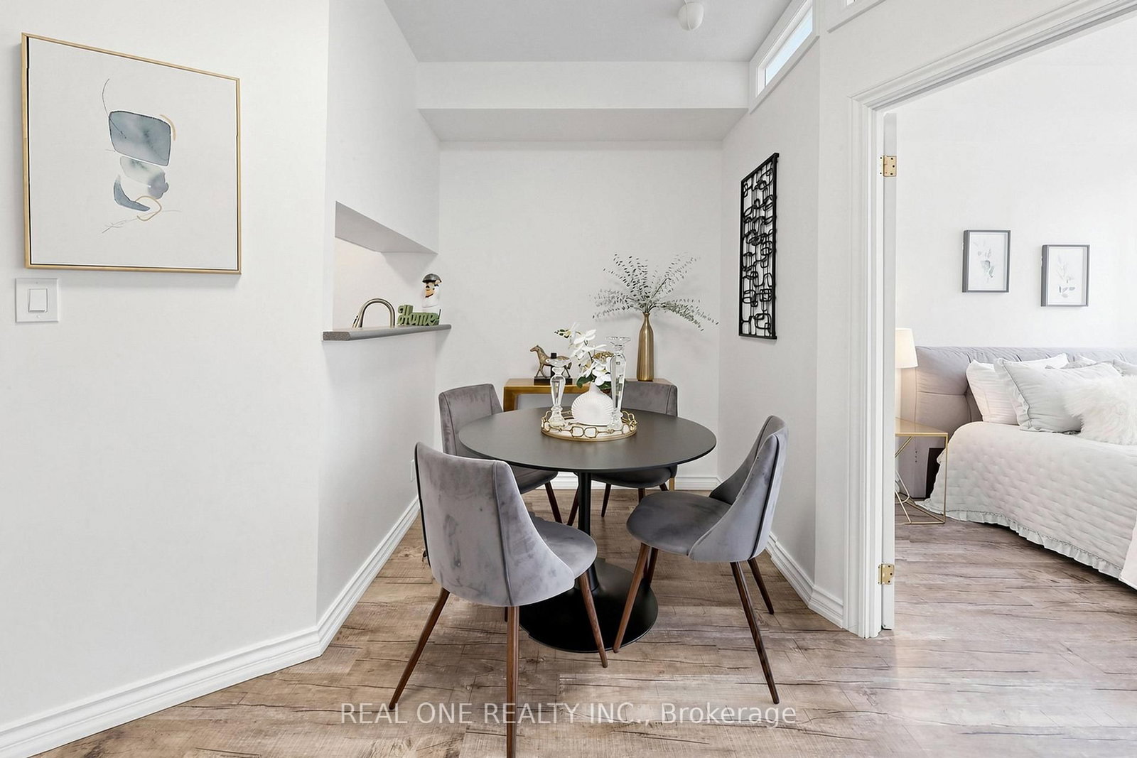 24 W Wellesley Street • #306 • Toronto, ON photo 21