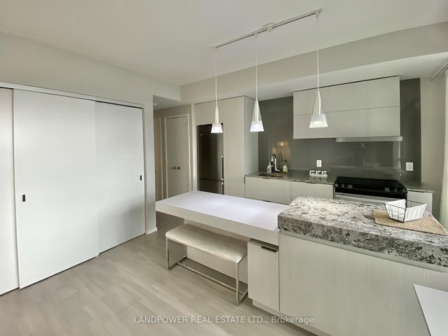 1607 - 101 Charles Street E