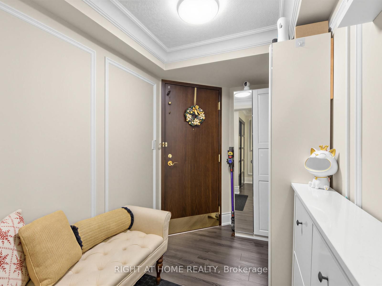 28 Hollywood Avenue, Unit 311