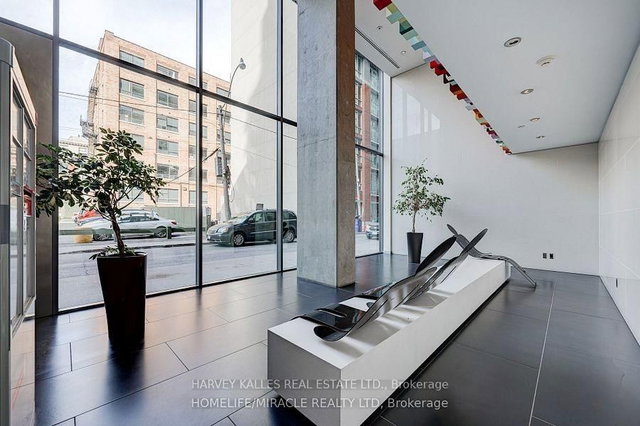 304 - 25 Oxley Street