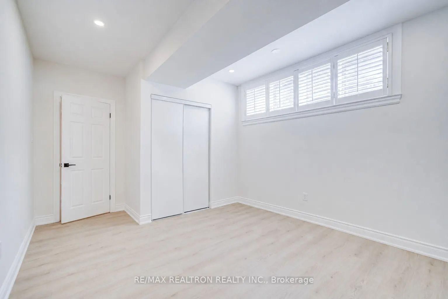 225 S Olive Avenue • Toronto, ON photo 39