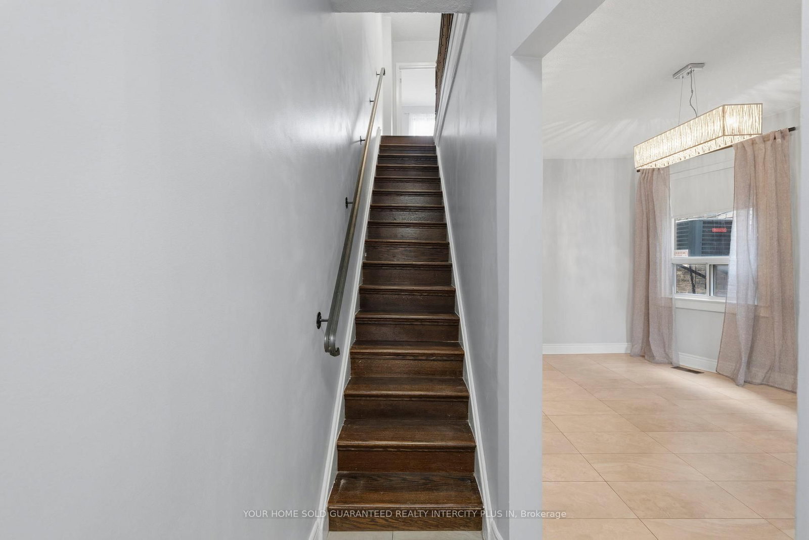 617 Delaware Avenue N • Toronto, ON photo 25