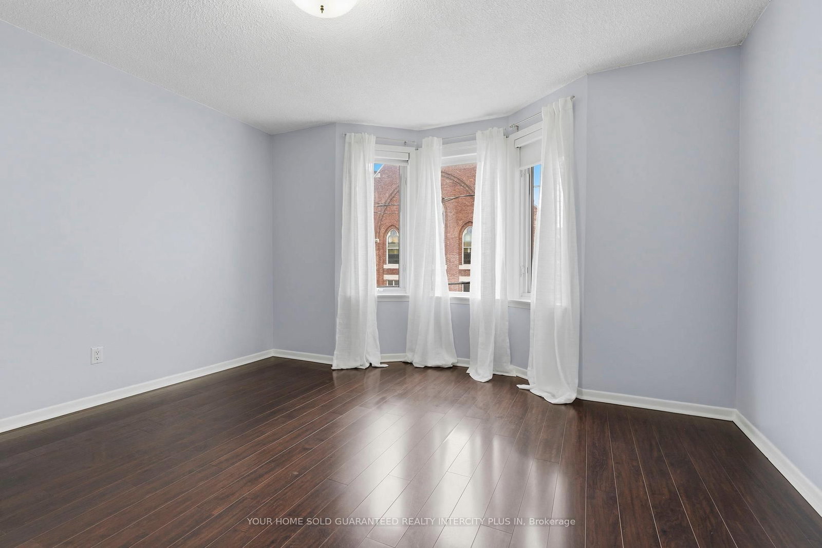 617 Delaware Avenue N • Toronto, ON photo 33