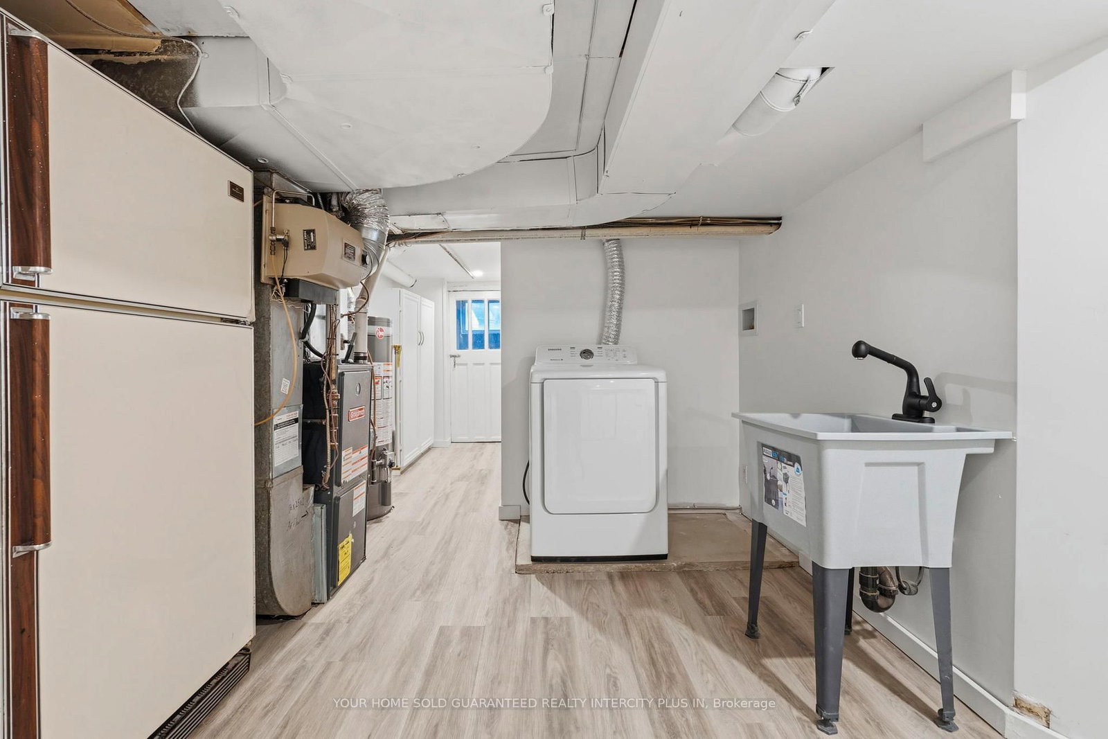 617 Delaware Avenue N • Toronto, ON photo 39