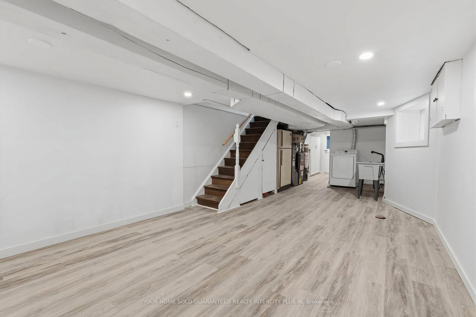 617 Delaware Avenue N • Toronto, ON photo 40