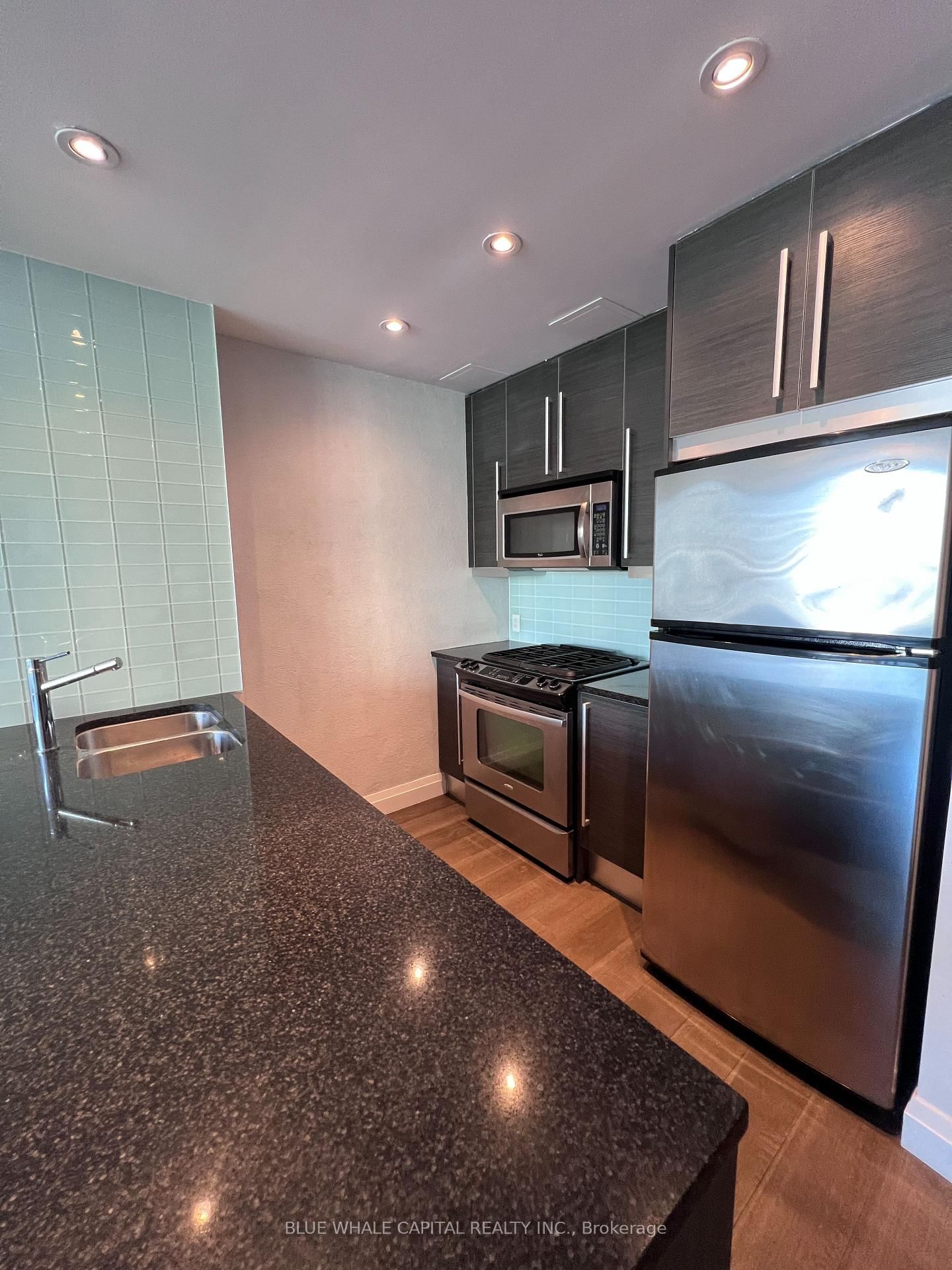 138 Princess Street, Unit 703