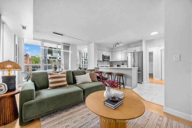 303 - 311 Richmond Street E